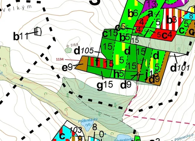 Dražba lesa, Hradiště, 1083 m2
