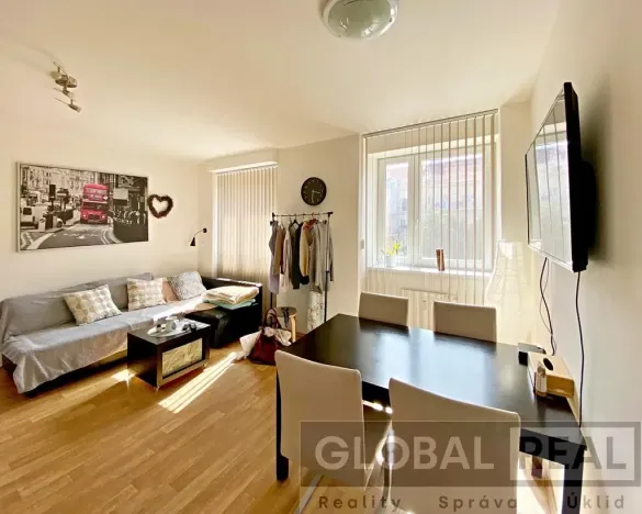 Pronájem bytu 2+kk, Brno, Tkalcovská, 42 m2