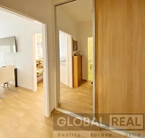 Pronájem bytu 2+kk, Brno, Tkalcovská, 42 m2