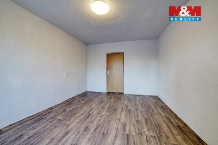 Prodej bytu 2+1, Planá - Svahy, 67 m2