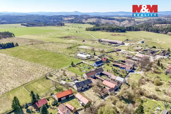 Prodej bytu 2+1, Planá - Svahy, 67 m2