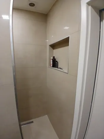 Prodej bytu 2+kk, Praha - Karlín, Pobřežní, 52 m2