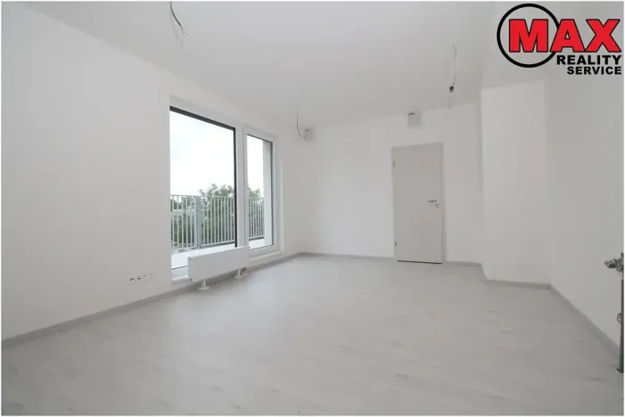 Pronájem bytu 1+kk, Odolena Voda, Pod Sokolákem, 33 m2