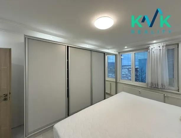 Pronájem bytu 3+1, Ostrov, Jungmannova, 74 m2