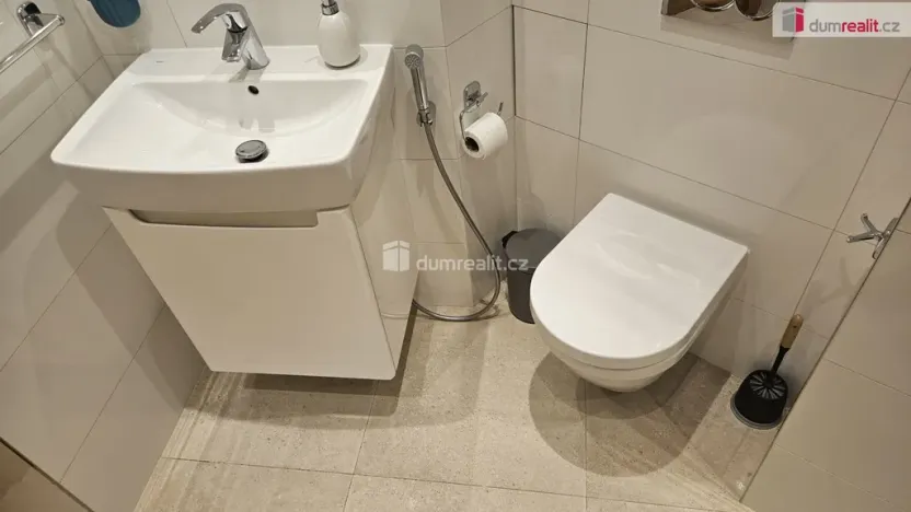 Pronájem bytu 2+kk, Praha - Vinohrady, Slezská, 44 m2