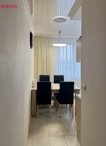 Pronájem bytu 2+1, Karlovy Vary - Drahovice, Úvalská, 60 m2