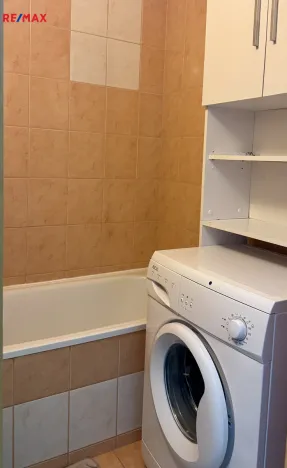 Pronájem bytu 2+1, Karlovy Vary - Drahovice, Úvalská, 60 m2