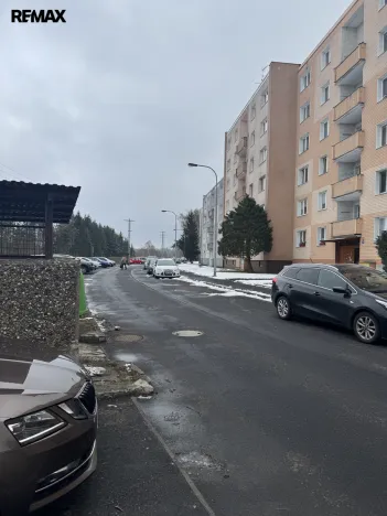 Pronájem bytu 2+1, Karlovy Vary - Drahovice, Úvalská, 60 m2