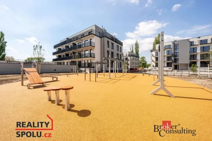 Pronájem bytu 2+kk, Kladno - Dubí, Ke křížku, 46 m2