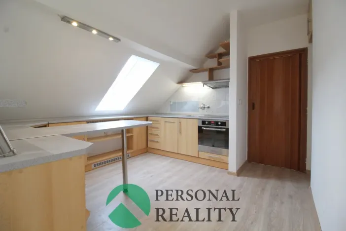 Pronájem bytu 3+kk, Nejdek, sídliště 9. května, 56 m2