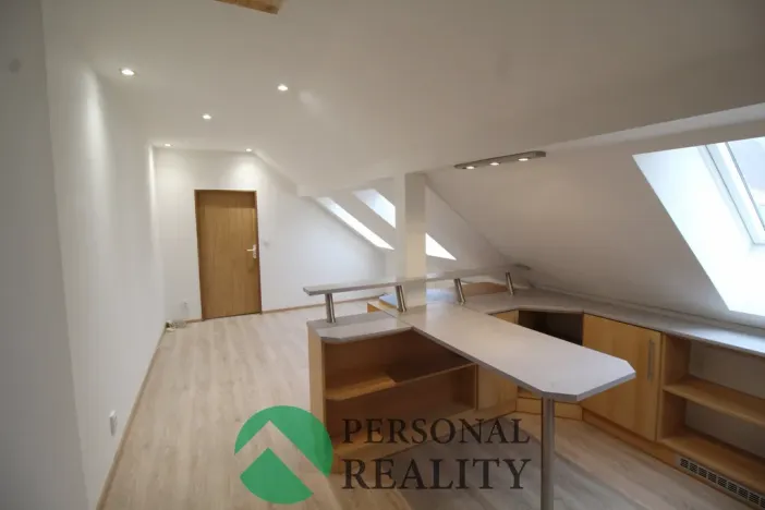 Pronájem bytu 3+kk, Nejdek, sídliště 9. května, 56 m2