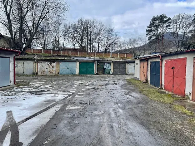 Prodej garáže, Lovosice, U Výtopny, 17 m2