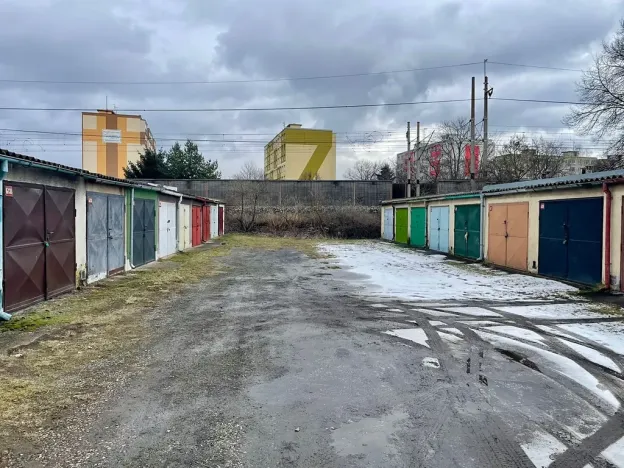 Prodej garáže, Lovosice, U Výtopny, 17 m2