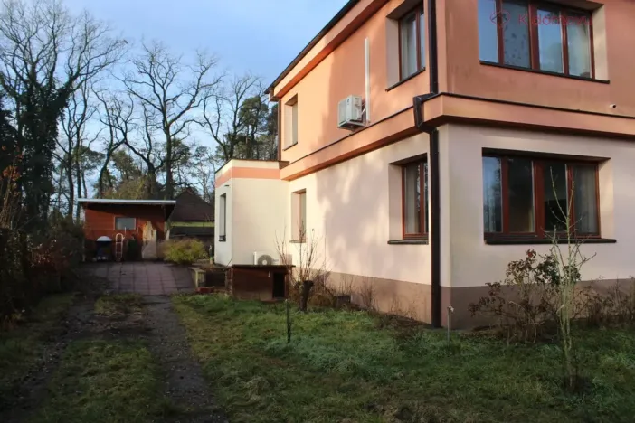 Prodej rodinného domu, Káraný, Na Betonce, 190 m2