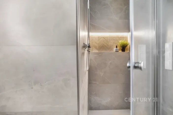 Prodej bytu 1+kk, Praha - Žižkov, Jeseniova, 28 m2