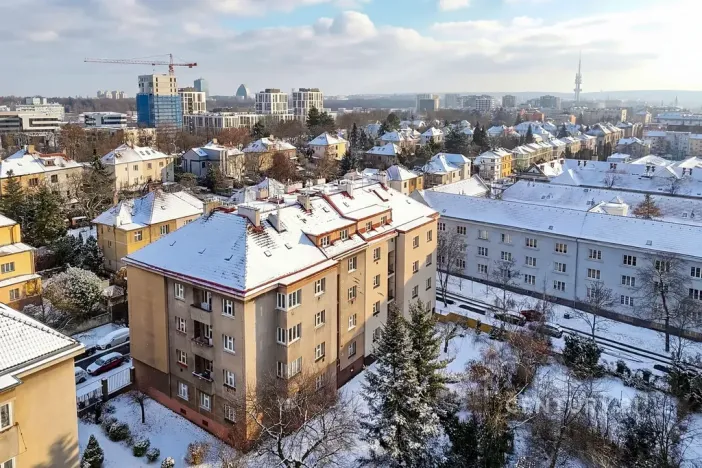 Prodej bytu 1+kk, Praha - Žižkov, Jeseniova, 28 m2