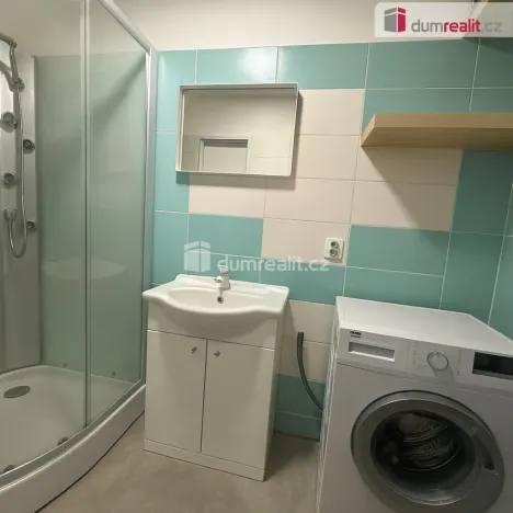 Pronájem bytu 2+1, Ústí nad Labem - Střekov, Střekovské nábřeží, 54 m2