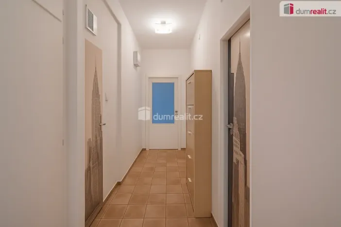 Pronájem bytu 2+1, Ústí nad Labem - Střekov, Střekovské nábřeží, 54 m2