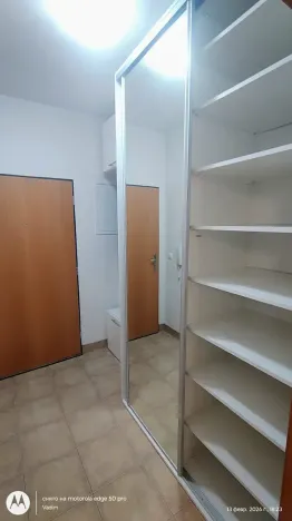 Pronájem bytu 1+kk, Praha - Košíře, Pod Kavalírkou, 32 m2