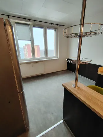 Pronájem bytu 1+1, Chomutov, Kamenná, 36 m2