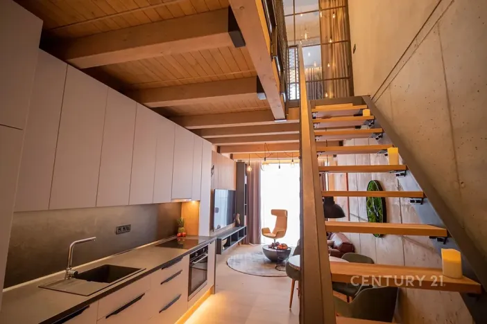 Prodej bytu 2+1, Praha - Vysočany, Kolbenova, 66 m2