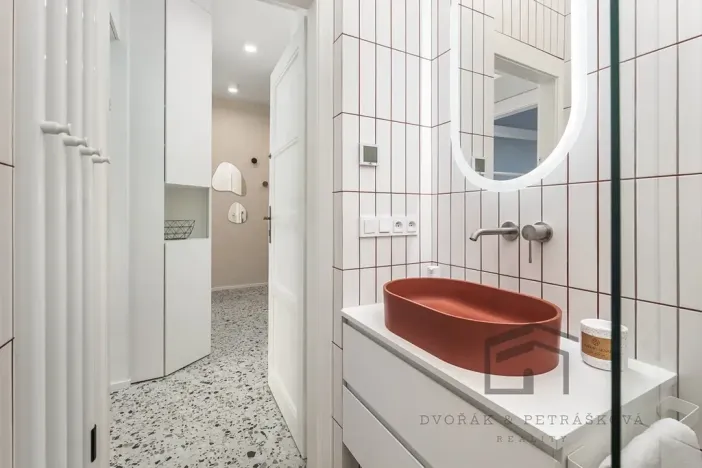 Pronájem bytu 2+kk, Praha - Strašnice, Černokostelecká, 52 m2