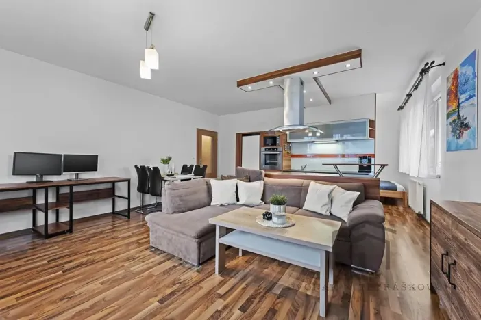 Prodej bytu 3+kk, Praha - Čakovice, Hakenova, 65 m2