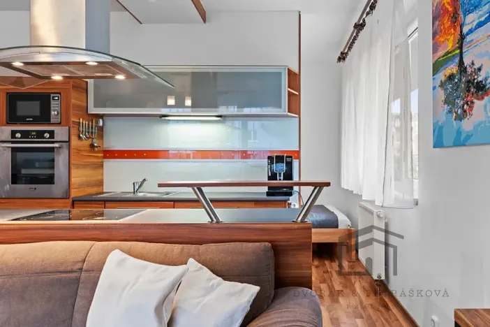 Prodej bytu 3+kk, Praha - Čakovice, Hakenova, 65 m2