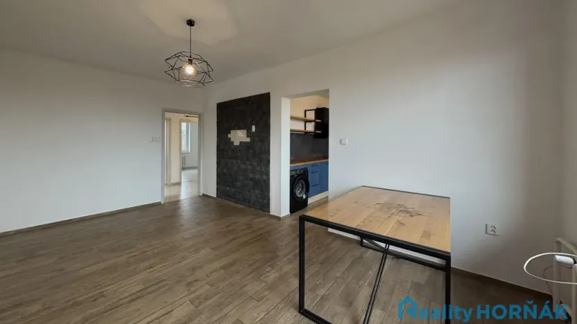 Prodej bytu 4+1, Stádlec, 83 m2