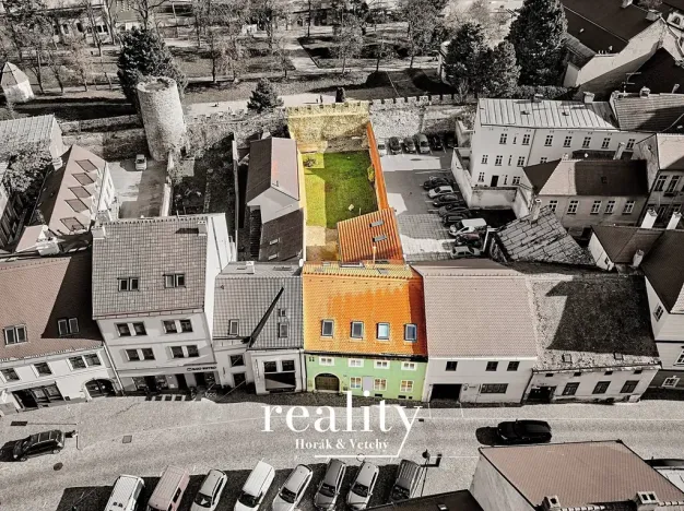 Pronájem obchodního prostoru, Znojmo, Horní Česká, 168 m2