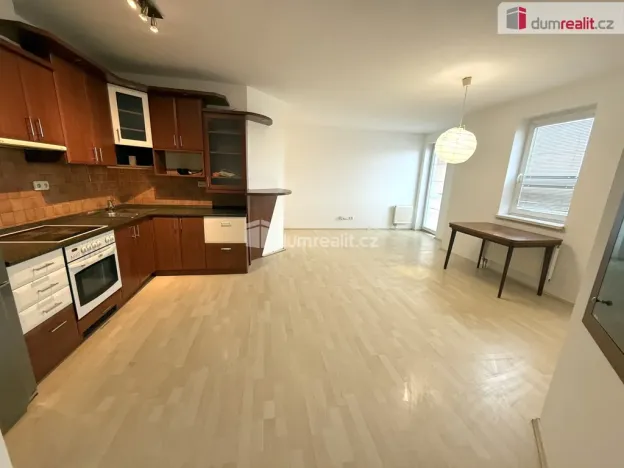 Pronájem bytu 2+kk, Uherské Hradiště - Mařatice, Sadová, 58 m2