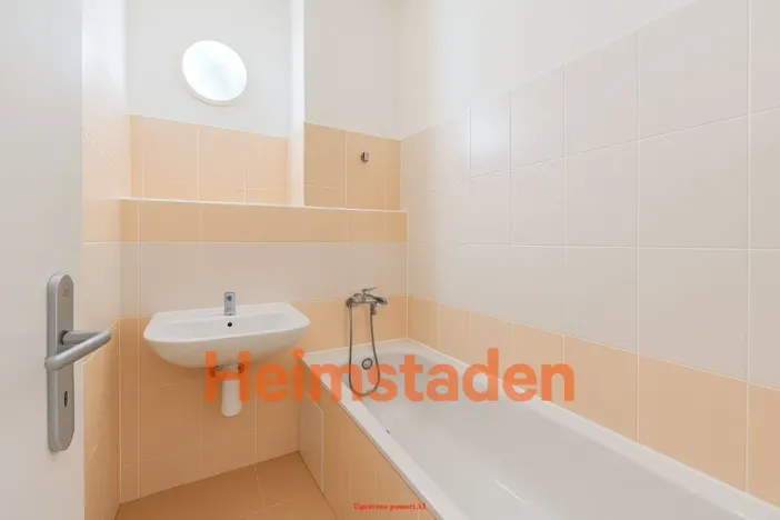 Pronájem bytu 2+1, Karviná - Nové Město, tř. Osvobození, 56 m2