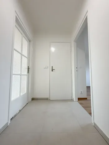 Pronájem bytu 2+kk, Praha - Krč, U krčské vodárny, 40 m2