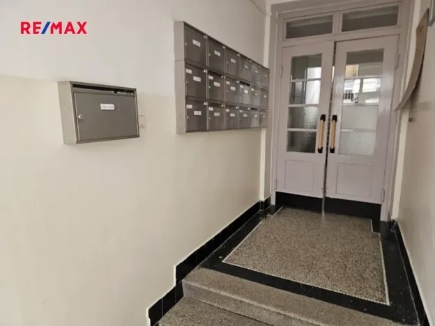 Pronájem bytu 1+kk, Kladno, Čermákova, 30 m2