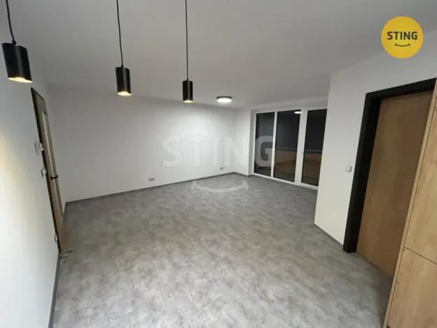 Pronájem bytu 2+kk, Pardubice, Husova, 56 m2
