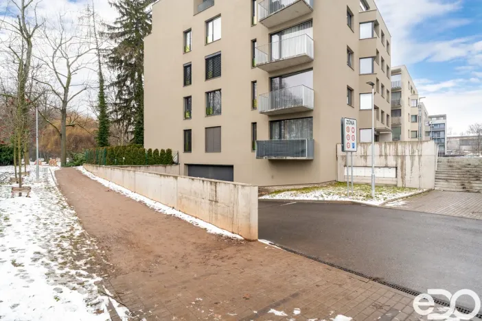 Pronájem bytu 2+kk, Chrudim, Luhanova, 48 m2
