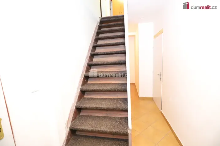 Pronájem bytu 1+kk, Karlovy Vary - Rosnice, 20 m2