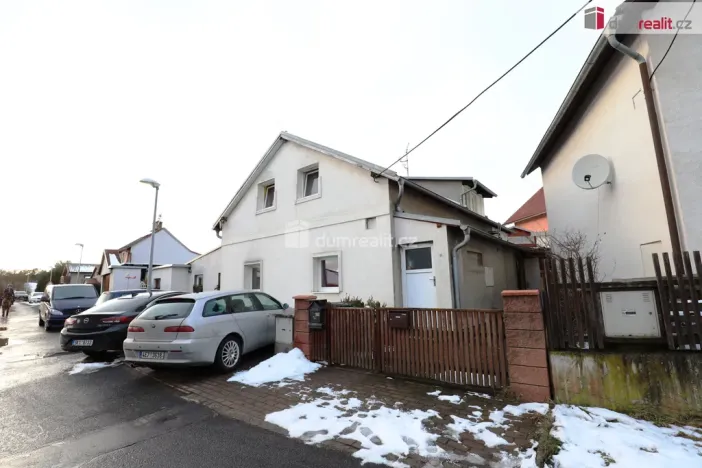 Pronájem bytu 1+kk, Karlovy Vary - Rosnice, 20 m2