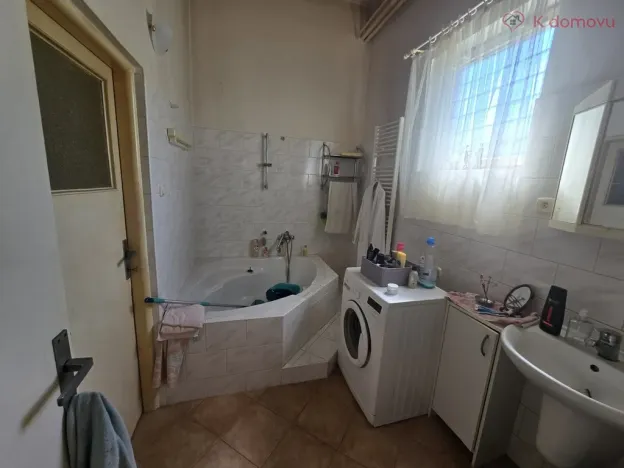 Prodej komerční nemovitosti, Lipník nad Bečvou - Lipník nad Bečvou I-Město, Mánesova, 143 m2