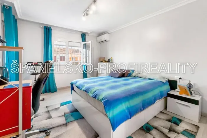 Prodej rodinného domu, Alicante, Španělsko, 111 m2