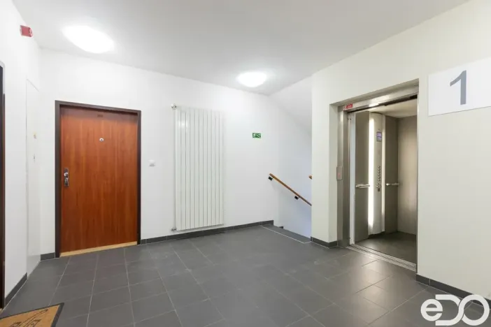 Prodej bytu 3+kk, Praha, Břežánecká, 84 m2