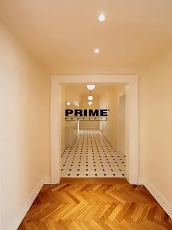 Pronájem bytu 4+1, Praha - Staré Město, Pařížská, 151 m2