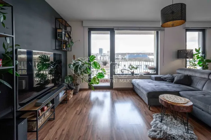 Prodej bytu 2+kk, Praha - Vysočany, Sousedíkova, 60 m2