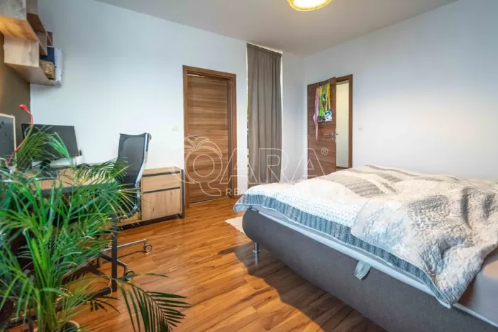 Prodej bytu 2+kk, Praha - Vysočany, Sousedíkova, 60 m2