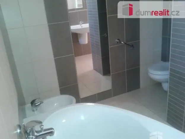 Pronájem bytu 3+1, Luhačovice, Rumunská, 95 m2