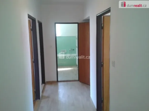 Pronájem bytu 3+1, Luhačovice, Rumunská, 95 m2