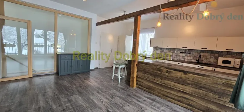 Pronájem bytu 2+kk, Opava, Pekařská, 59 m2