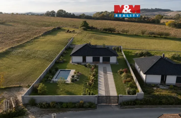 Prodej pozemku pro bydlení, Načeradec, 1388 m2