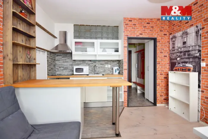 Pronájem bytu 1+1, Děčín - Děčín IX-Bynov, Kyjevská, 34 m2