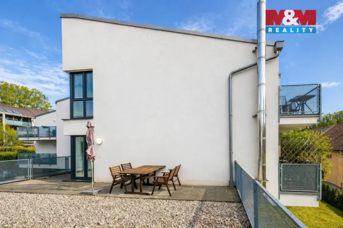 Prodej bytu 3+kk, Praha - Hrdlořezy, Mezilehlá, 70 m2